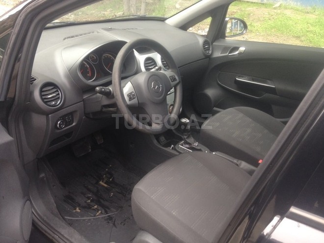 Opel Corsa 2011, 18,286 km - 1.4 л - Bakı