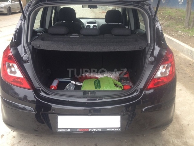 Opel Corsa 2011, 18,286 km - 1.4 л - Bakı