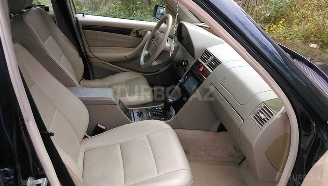 Mercedes C 230 1998, 252,000 km - 2.3 l - Sumqayıt