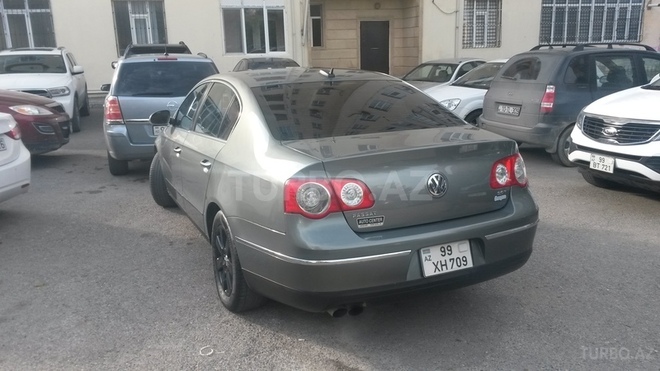 Volkswagen Passat 2006, 210,000 km - 2.0 л - Bakı