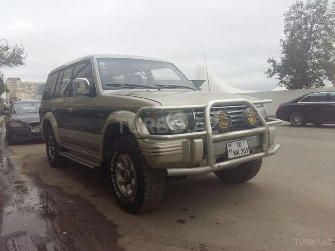 Mitsubishi Pajero 1993, 275,000 km - 2.5 l - Bakı