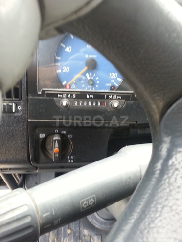 Mercedes Atego 2528 2001, 281,000 km - 6.4 л - Bakı