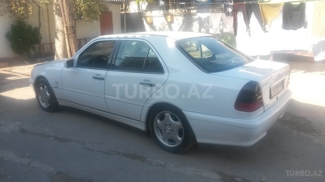 Mercedes C 200 1997, 326,000 km - 2.0 l - Bakı