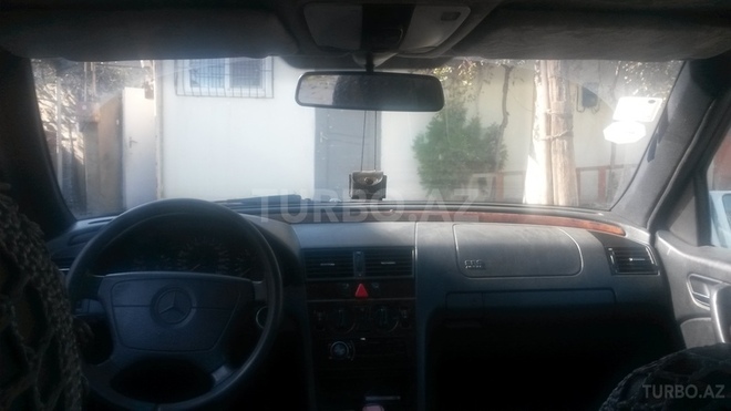 Mercedes C 200 1997, 326,000 km - 2.0 l - Bakı
