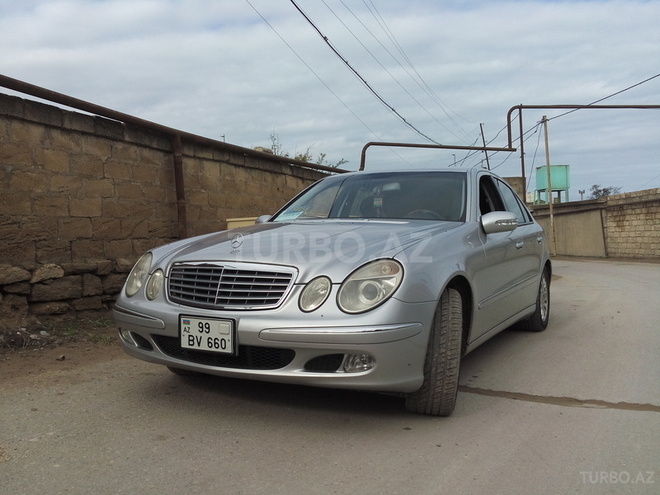 Mercedes E 240 2002, 129,000 km - 2.6 l - Bakı