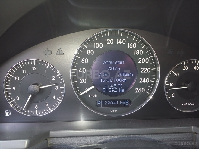 Mercedes E 240 2002, 129,000 km - 2.6 l - Bakı