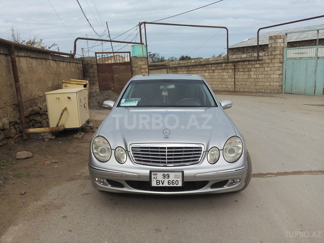 Mercedes E 240 2002, 129,000 km - 2.6 l - Bakı