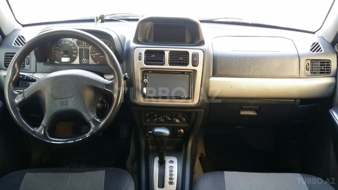 Mitsubishi Pajero io 1999, 258,000 km - 1.8 л - Bakı
