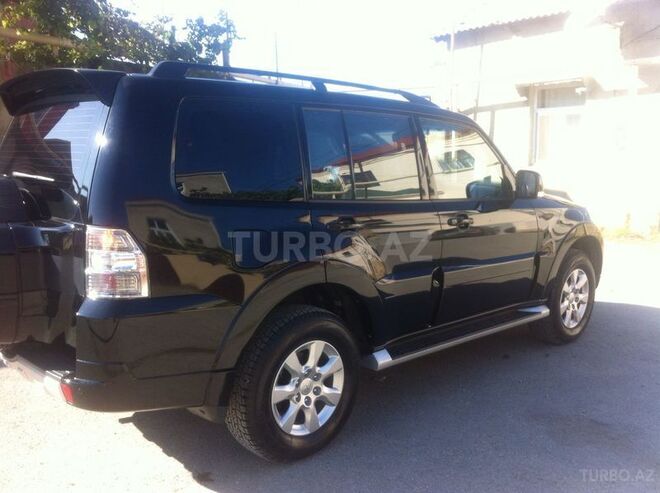 Mitsubishi Pajero 2015, 1,300 km - 3.0 l - Bakı