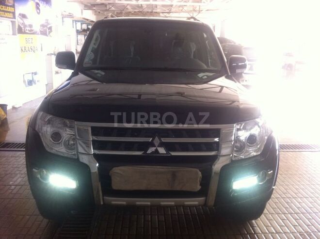 Mitsubishi Pajero 2015, 1,300 km - 3.0 l - Bakı