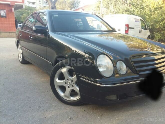 Mercedes E 320 1999, 275,000 km - 3.2 l - Bakı