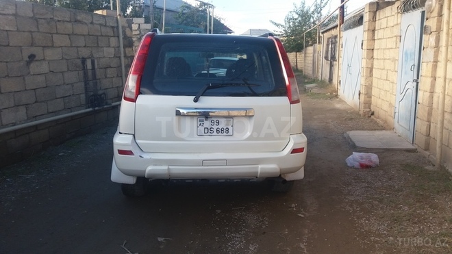 Nissan X-Trail 2000, 200,000 km - 2.0 l - Sumqayıt