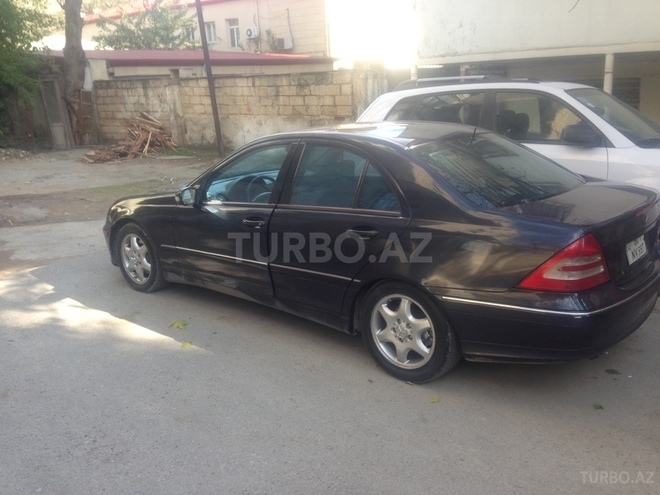Mercedes C 240 2000, 290,000 km - 2.6 л - Bakı