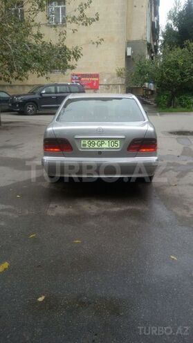 Mercedes E 220 2000, 291,083 km - 2.2 l - Bakı