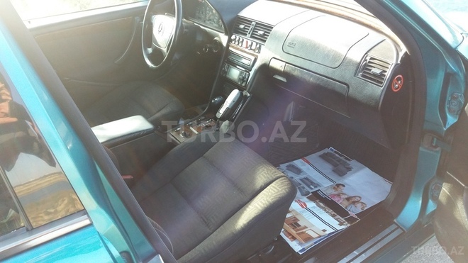 Mercedes C 240 1998, 207,600 km - 2.4 l - Bakı