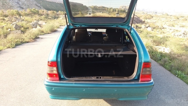Mercedes C 240 1998, 207,600 km - 2.4 l - Bakı