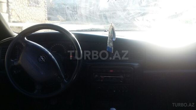Opel Vectra 1997, 100,000 km - 1.8 l - Sumqayıt