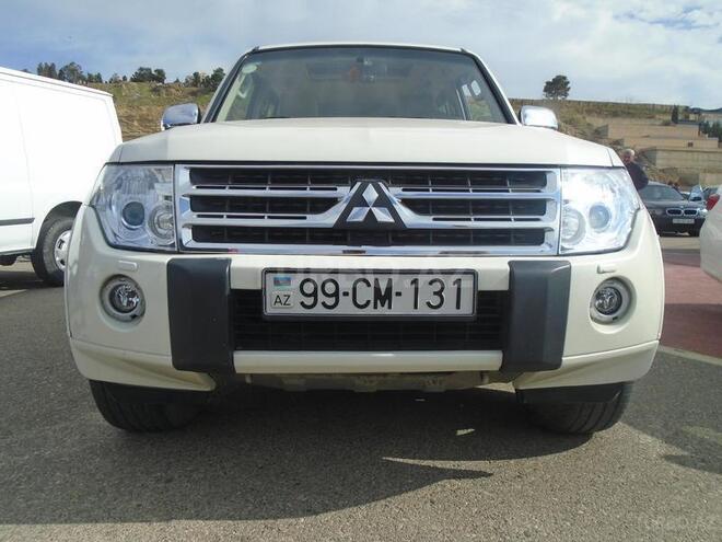 Mitsubishi Pajero 2010, 96,000 km - 3.5 л - Bakı