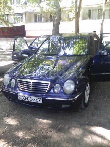 Mercedes E 320 2001, 185,000 km - 3.2 l - Mingəçevir