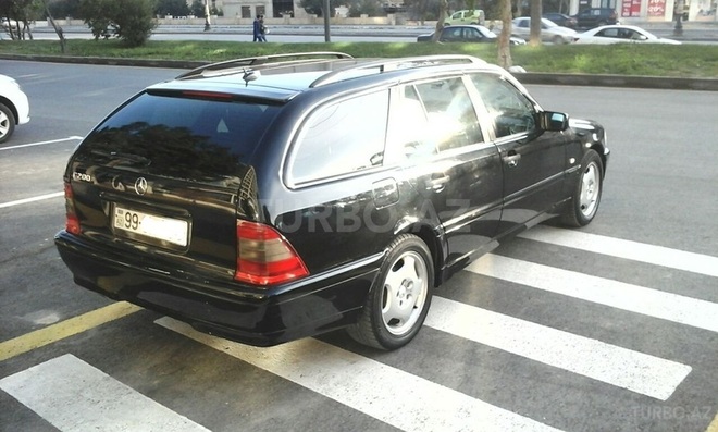 Mercedes C 180 2000, 220,000 km - 1.8 l - Bakı