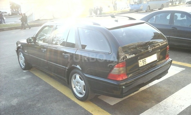 Mercedes C 180 2000, 220,000 km - 1.8 l - Bakı