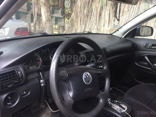 Volkswagen Passat 2001, 150,000 km - 1.8 l - Bakı