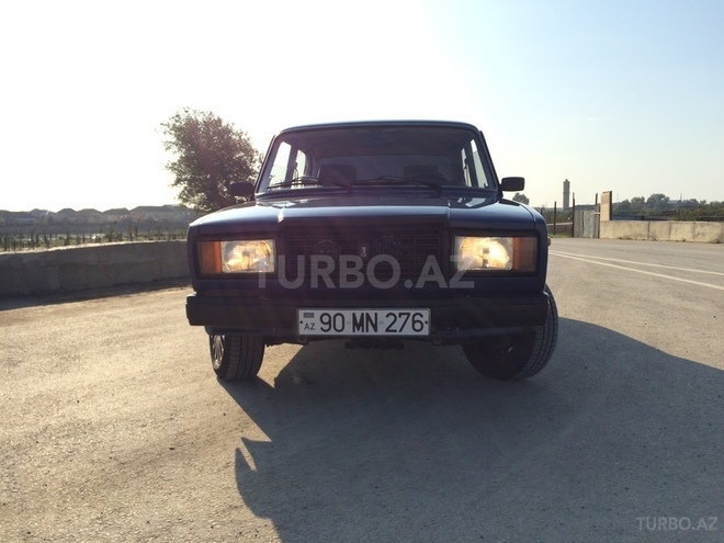 LADA (VAZ) 2107 2004, 162,000 km - 1.6 л - Salyan