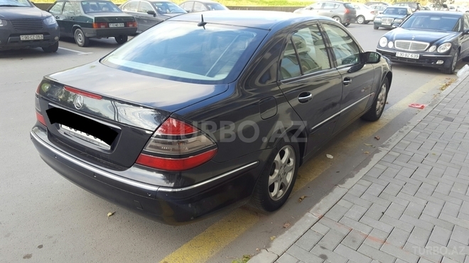 Mercedes E 320 2002, 283,000 km - 3.2 l - Bakı