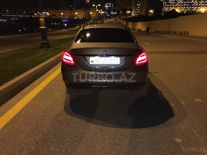 Mercedes C 180 2015, 43,000 km - 1.6 л - Bakı