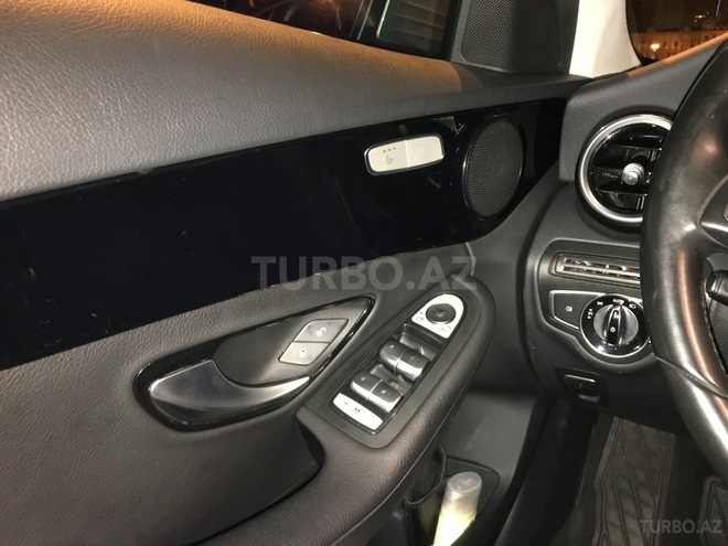 Mercedes C 180 2015, 43,000 km - 1.6 л - Bakı