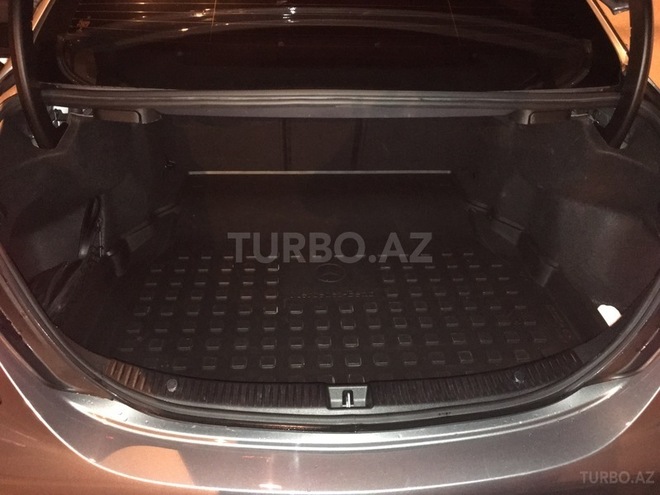 Mercedes C 180 2015, 43,000 km - 1.6 л - Bakı