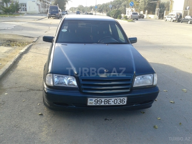Mercedes C 240 1997, 352,000 km - 2.4 l - Sumqayıt