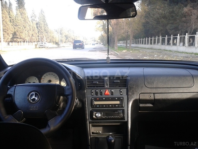 Mercedes C 240 1997, 352,000 km - 2.4 l - Sumqayıt