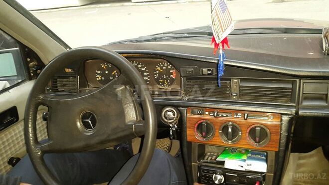 Mercedes 190 1991, 200,000 km - 2.0 l - Bakı