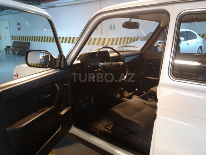 LADA (VAZ) Niva 2016, 2,000 km - 1.7 л - Bakı