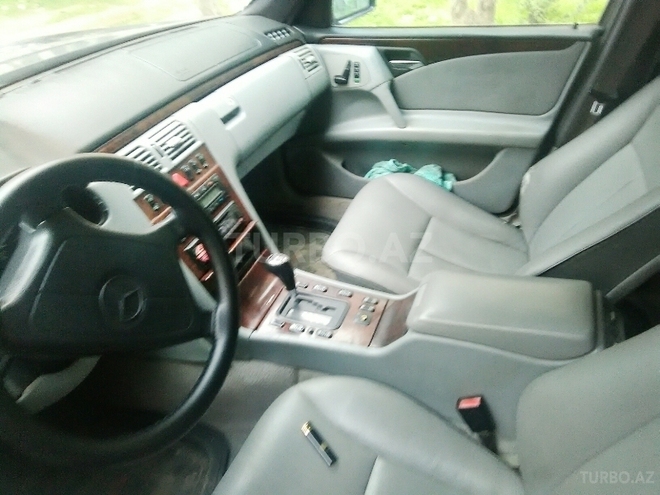 Mercedes E 320 1997, 350,000 km - 3.2 l - Bakı