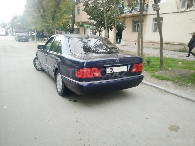 Mercedes E 320 1997, 350,000 km - 3.2 l - Bakı