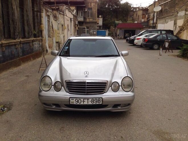 Mercedes E 240 2000, 177,200 km - 2.6 л - Bakı