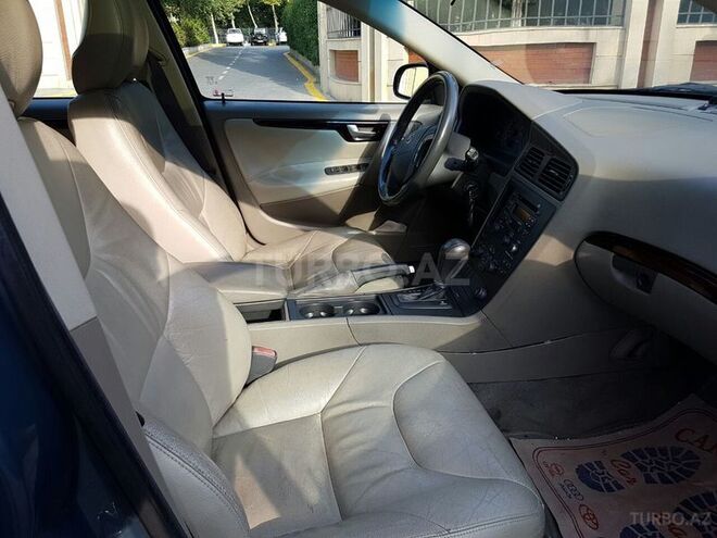 Volvo  2003, 94,000 km - 2.5 l - Bakı