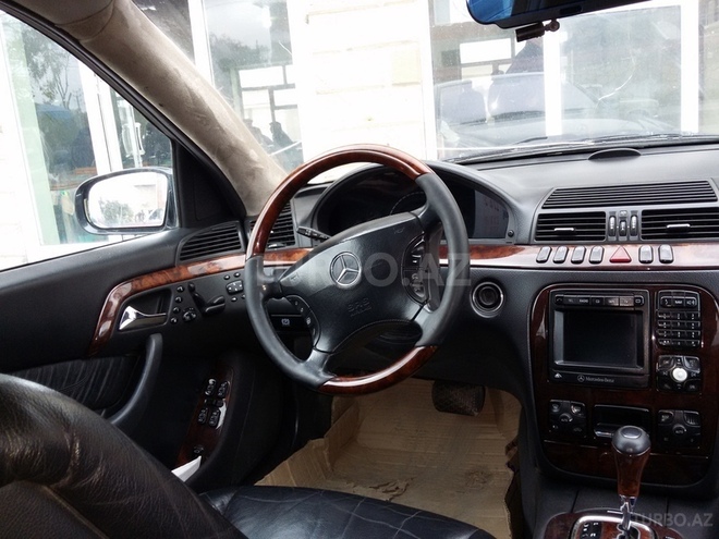 Mercedes S 320 1999, 280,000 km - 3.2 l - Quba