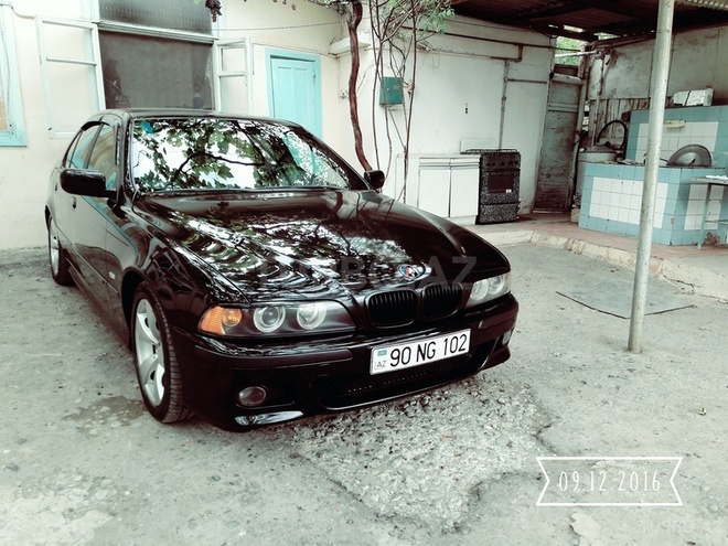 BMW 528 2000, 255,000 km - 2.8 l - Bakı