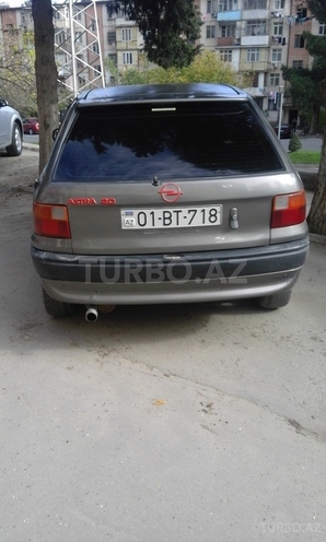 Opel Astra 1994, 245,000 km - 1.6 л - Bakı
