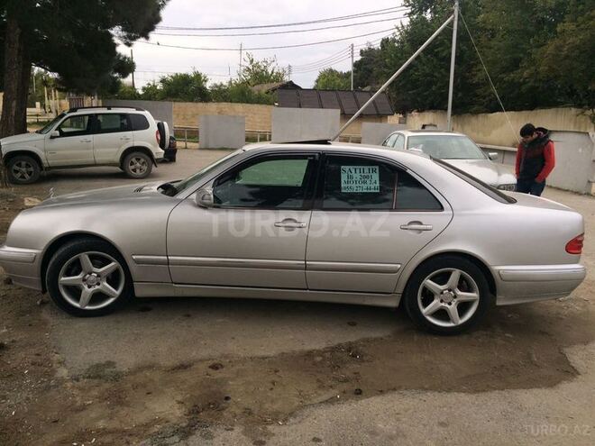 Mercedes E 240 2001, 170,600 km - 2.6 л - Bakı
