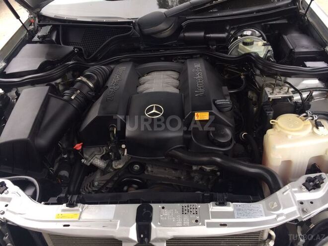 Mercedes E 240 2001, 170,600 km - 2.6 л - Bakı