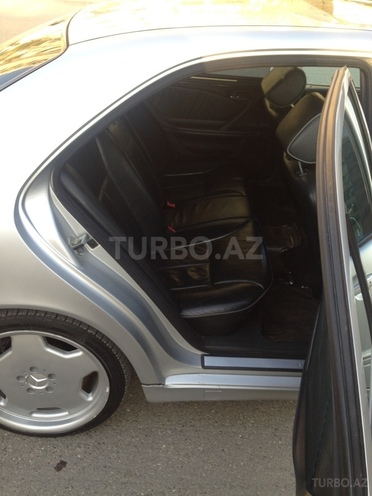 Mercedes E 320 2000, 298,200 km - 3.2 л - Bakı