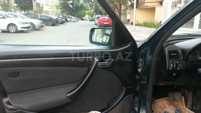 Mercedes C 200 1997, 186,000 km - 2.0 l - Bakı