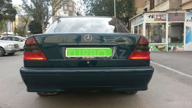 Mercedes C 200 1997, 186,000 km - 2.0 l - Bakı