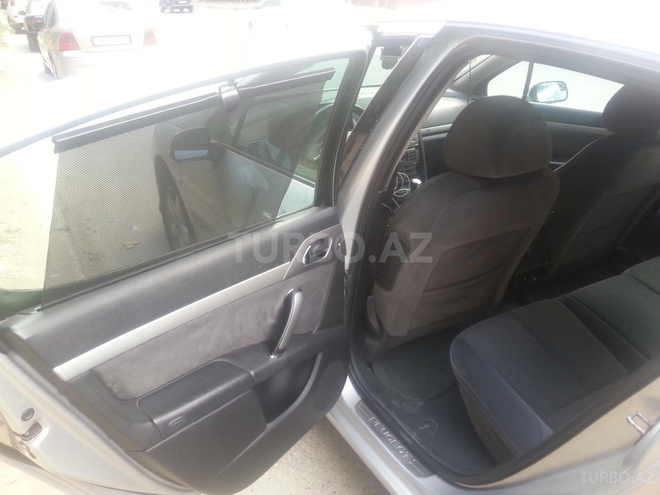 Peugeot 407 2004, 280,000 km - 2.0 l - Bakı