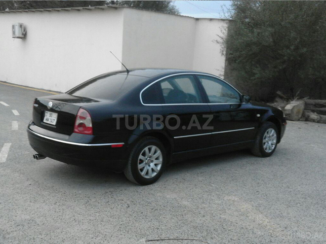 Volkswagen Passat 2001, 197,000 km - 1.8 l - Sumqayıt