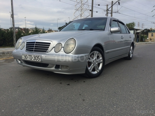 Mercedes E 240 2000, 216,364 km - 2.4 l - Bakı